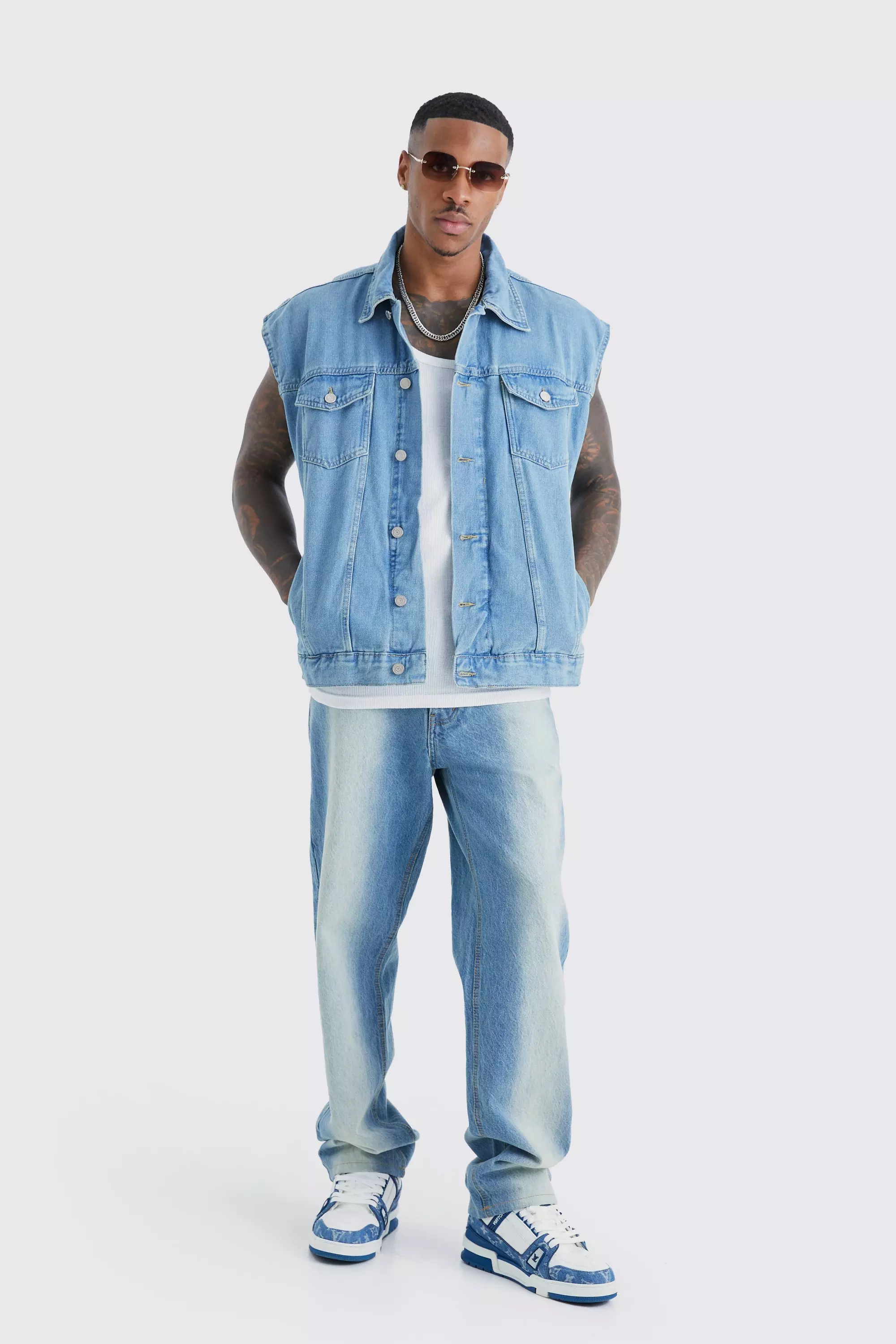 Sleeveless jean 2024 jacket outfits